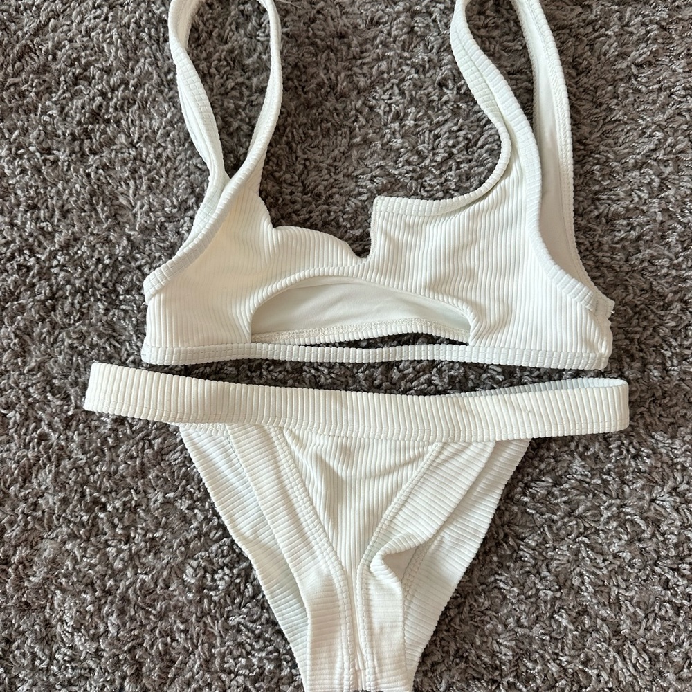 frankie’s bikini